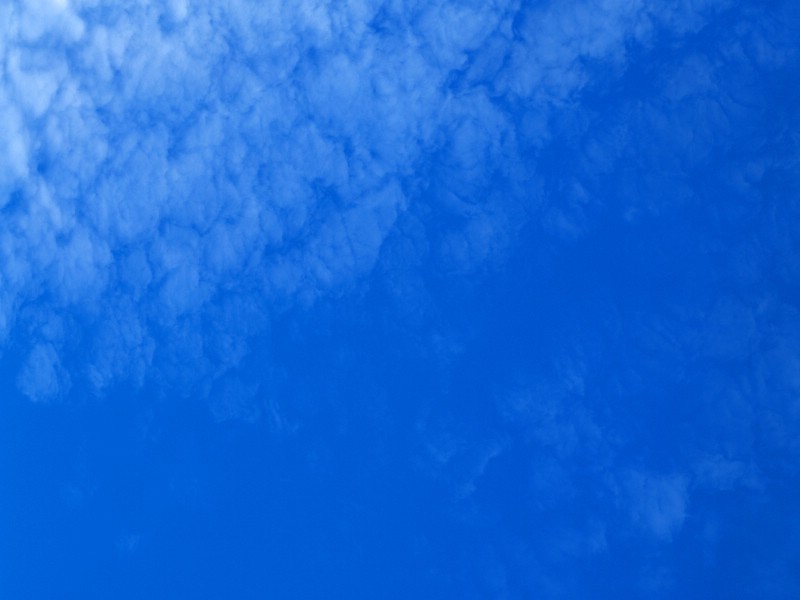  白云朵朵 蓝天白云壁纸壁纸 蔚蓝天空-蓝天白云壁纸壁纸 蔚蓝天空-蓝天白云壁纸图片 蔚蓝天空-蓝天白云壁纸素材 风景壁纸 风景图库 风景图片素材桌面壁纸