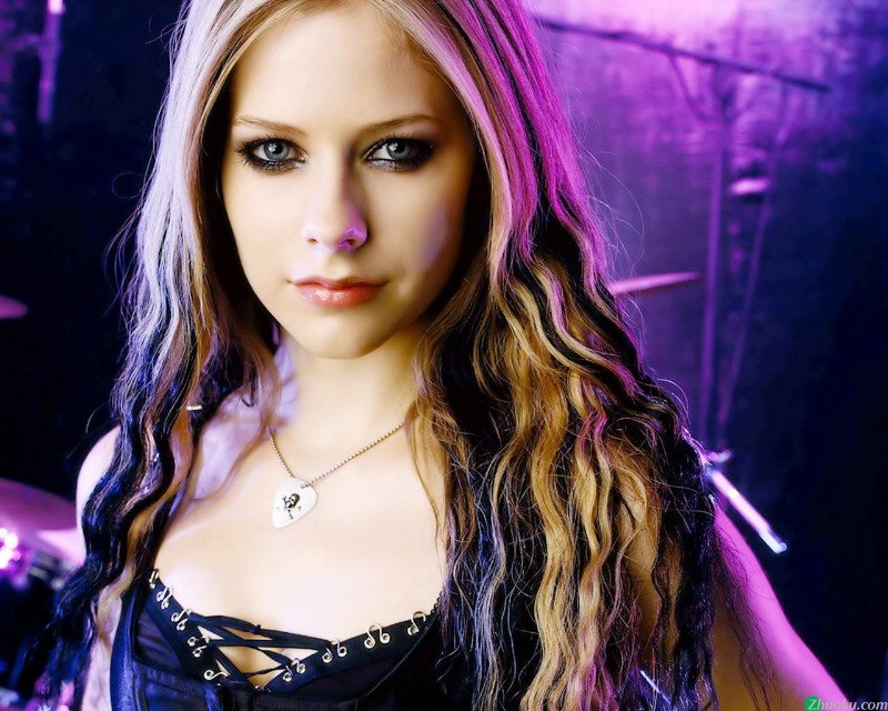 艾薇儿 Avril Lavigne 壁纸28壁纸 艾薇儿 Avril Lavigne壁纸 艾薇儿 Avril Lavigne图片 艾薇儿 Avril Lavigne素材 明星壁纸 明星图库 明星图片素材桌面壁纸