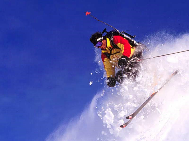 极限运动 滑雪壁纸 极限运动--滑雪壁纸 极限运动--滑雪图片 极限运动--滑雪素材 体育壁纸 体育图库 体育图片素材桌面壁纸