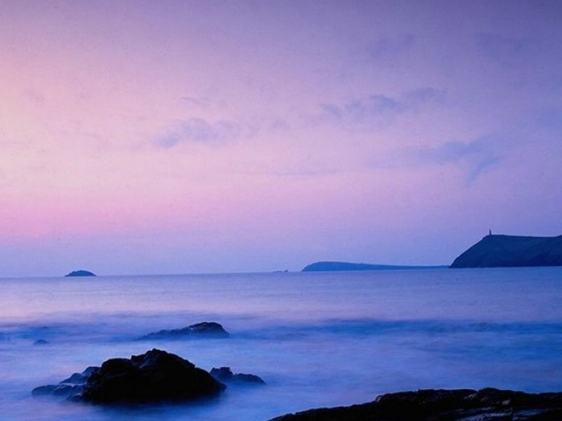 海中的岛屿壁纸 海中的岛屿壁纸 海中的岛屿图片 海中的岛屿素材 风景壁纸 风景图库 风景图片素材桌面壁纸