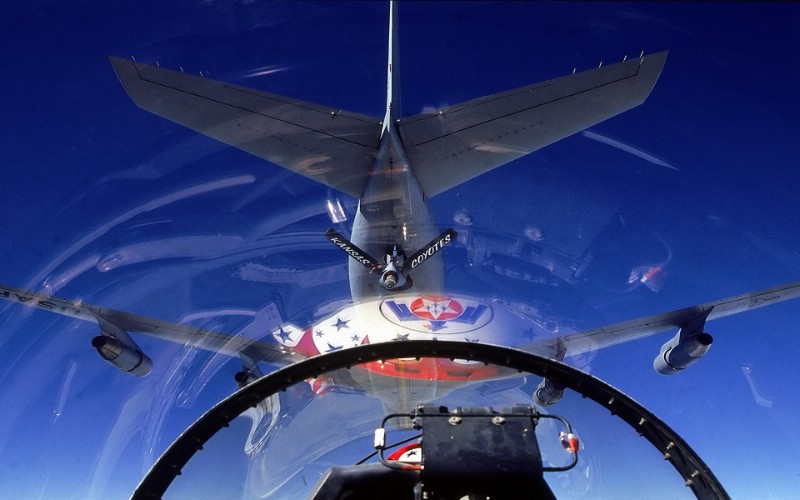 美国空军USAF的雷鸟 USAF Thunderbirds 壁纸25壁纸 美国空军USAF的雷壁纸 美国空军USAF的雷图片 美国空军USAF的雷素材 军事壁纸 军事图库 军事图片素材桌面壁纸