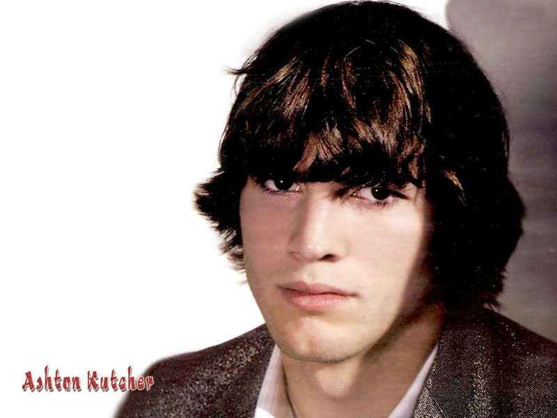 艾什顿 库奇 Ashton Kutcher 壁纸5壁纸 艾什顿·库奇 Ash壁纸 艾什顿·库奇 Ash图片 艾什顿·库奇 Ash素材 明星壁纸 明星图库 明星图片素材桌面壁纸