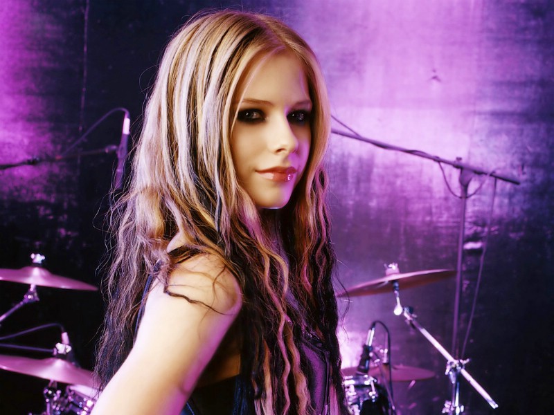 Avril Lavigne 壁纸1壁纸 Avril Lavigne壁纸 Avril Lavigne图片 Avril Lavigne素材 明星壁纸 明星图库 明星图片素材桌面壁纸