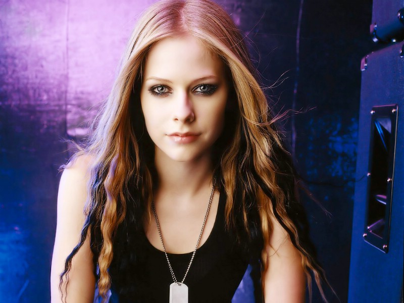 Avril Lavigne 壁纸2壁纸 Avril Lavigne壁纸 Avril Lavigne图片 Avril Lavigne素材 明星壁纸 明星图库 明星图片素材桌面壁纸