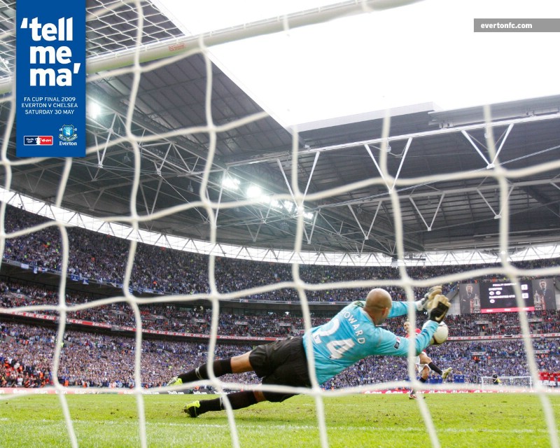 英超联赛球队  Tim Howard saves a penalty against Manchester United桌面壁纸壁纸 官方Everton 埃弗顿壁纸 2009 FA Cup 足总杯壁纸 官方Everton 埃弗顿壁纸 2009 FA Cup 足总杯图片 官方Everton 埃弗顿壁纸 2009 FA Cup 足总杯素材 体育壁纸 体育图库 体育图片素材桌面壁纸